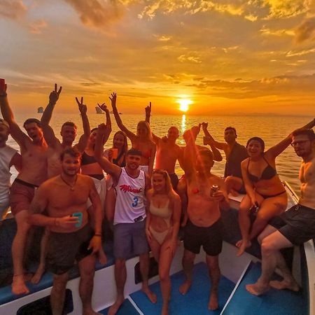 Sleeper Hostel Ao Nang Luaran gambar