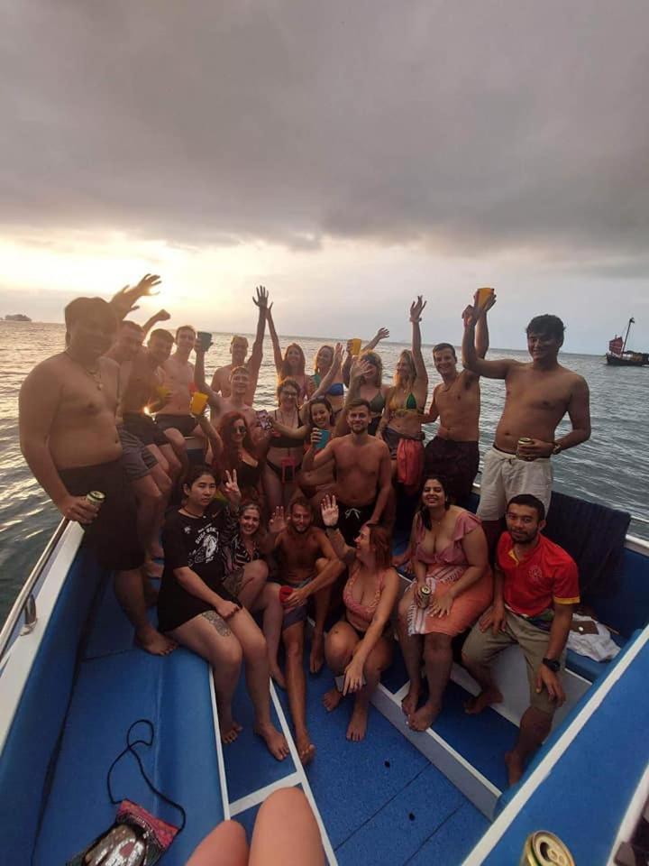 Sleeper Hostel Ao Nang Luaran gambar